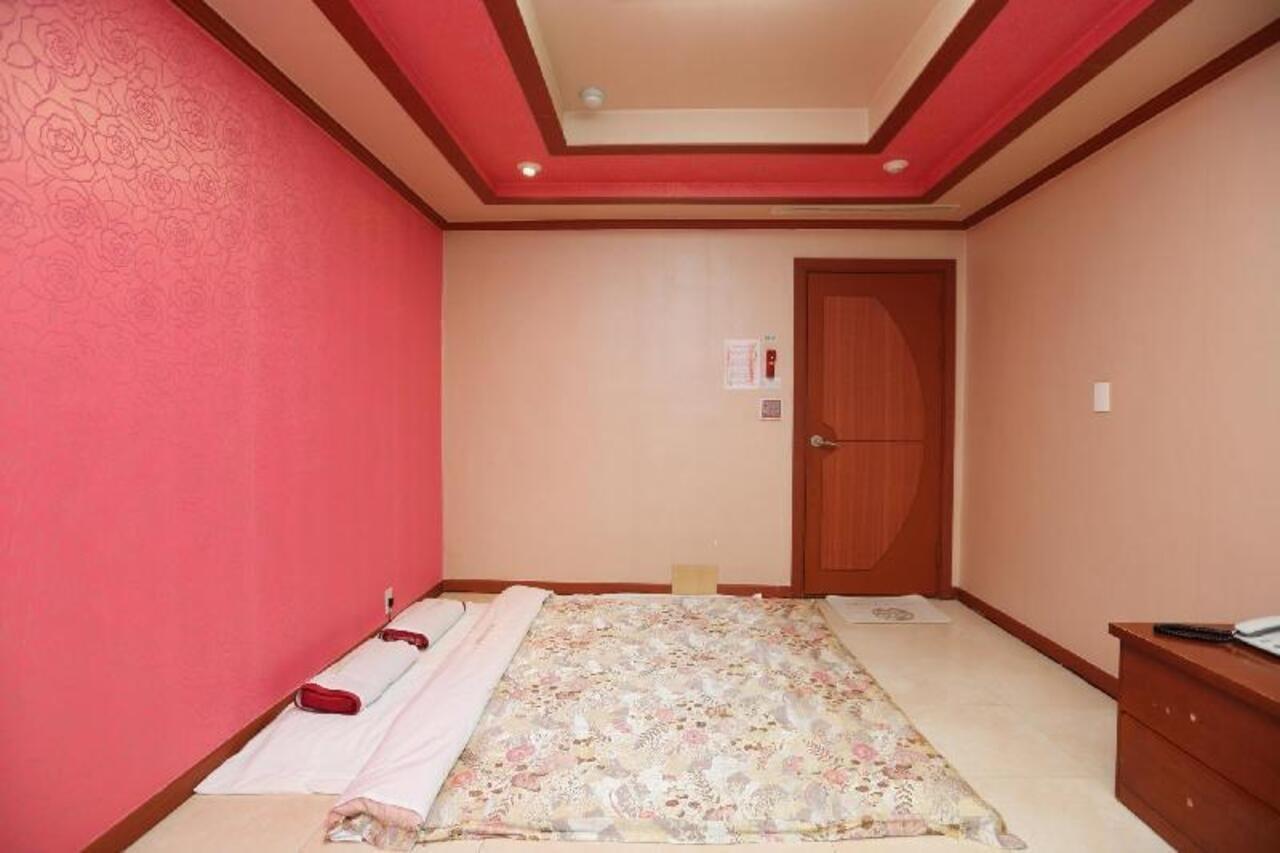 Jumunjin Hotel Gangneung Buitenkant foto