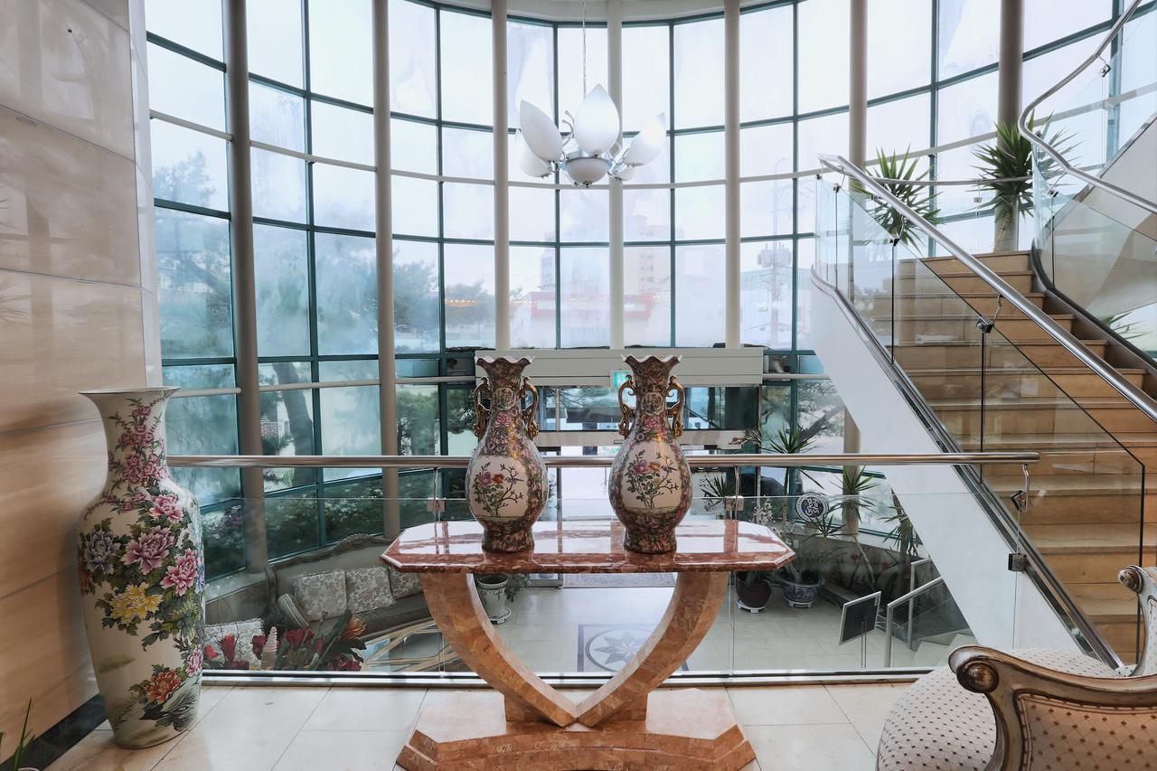 Jumunjin Hotel Gangneung Buitenkant foto