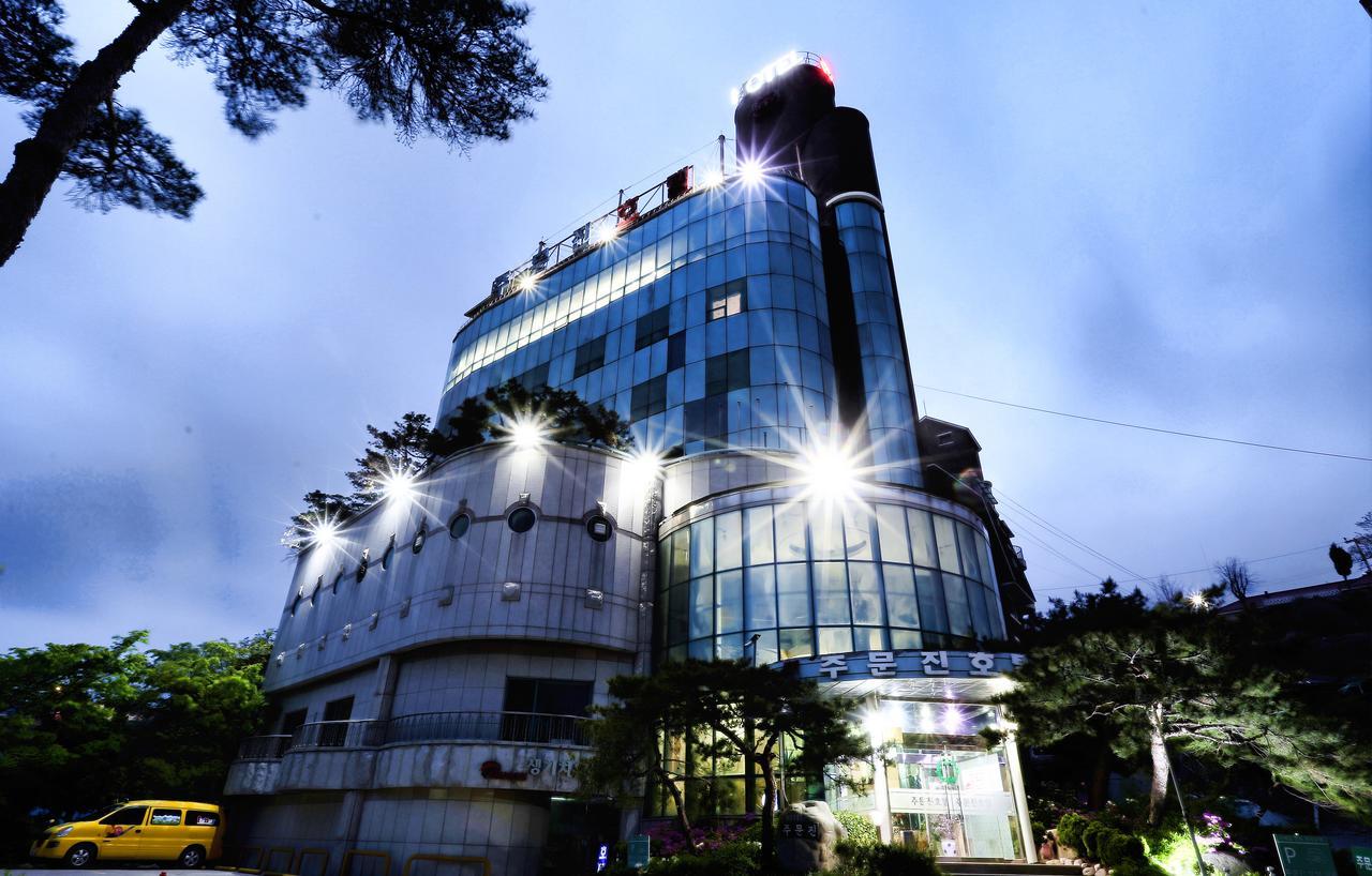 Jumunjin Hotel Gangneung Buitenkant foto