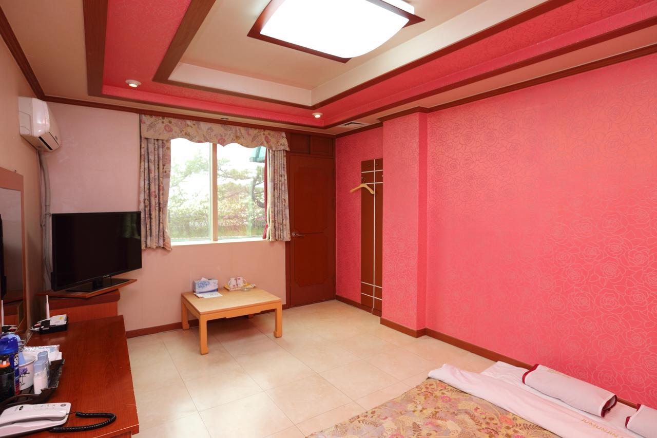 Jumunjin Hotel Gangneung Buitenkant foto